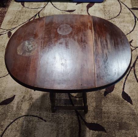 antique oval side table 1