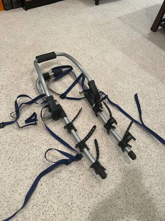 Thule venture 3 bike rear mounted trunk rack 933 1