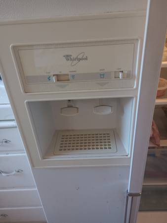 Refrigerador Whirlpool Side by Side - $125 (concord / pleasant hill / martinez)63471438618115121