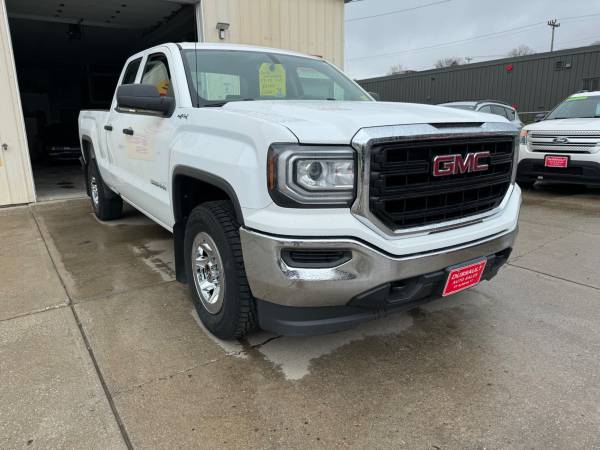 2018 GMC Sierra 1500 Double cab 4x4 - $22,900 (St. Albans)63622509489921121