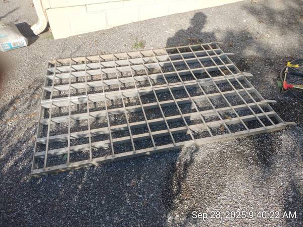 4' x 6'  Loading Ramp 1