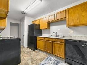 $1.050 / 3 habitaciones - 1200 pies² - La naturaleza encuentra la comodidad: apartamentos serenos disponibles (2040 Glass Rd NE, Cedar Rapids, IA)63863566890243123