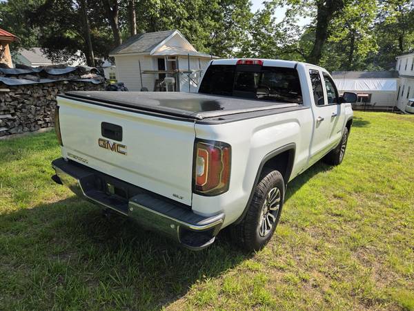 2016 GMC Sierra SLT 1500 Z71 - $19,855 (merrimac)63615352518147122
