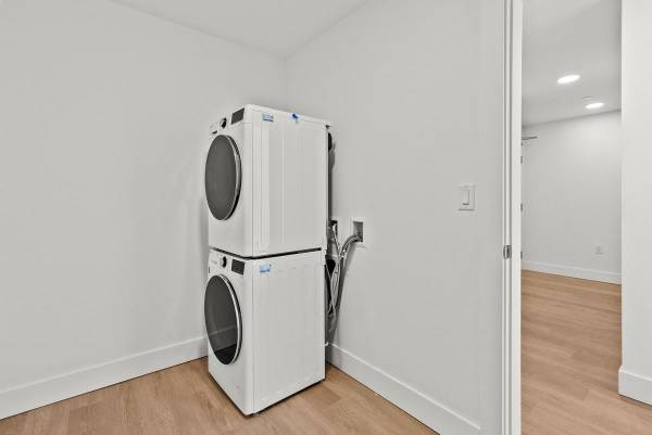 $2,280 / 1br - 666ft2 - Dishwasher, On-site Storage, Bike Storage, Secure Parking Garage (Bend)63839291224067122