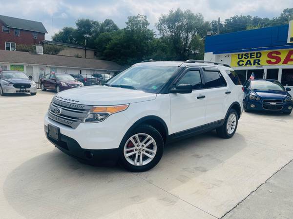 2015 Ford Explorer Base 4WD 1
