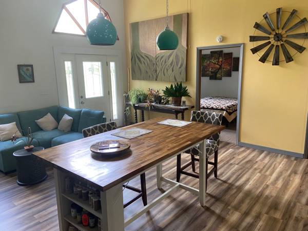 $275,000 / 3br - 1744ft2 - Recently updated 3 bed 2 bath house in beautiful Green Mountain, NC (Green Mountain)64029203357314121