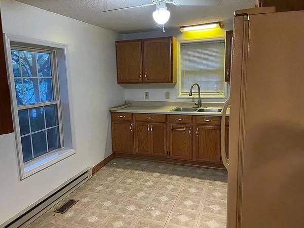 $900 / 2br - 928ft2 - Fantastic location 2bed, 1bath home for rent (157 Lynn Rd, Johnson City, TN)63855607634305122