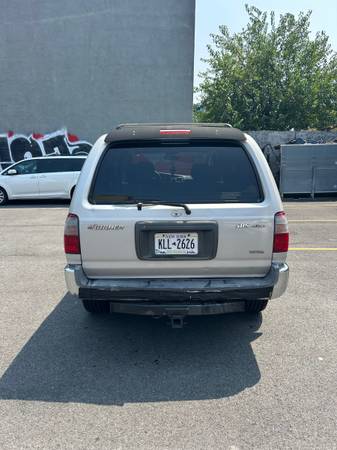 1999 Toyota 4Runner SR5 – ¡Funciona perfectamente! - $3.10063469898345857121