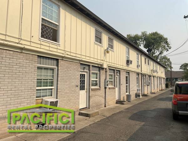 $1.045 / 2 habitaciones - 980 pies² - 222 y 226 King St (Medford)63654692892163123