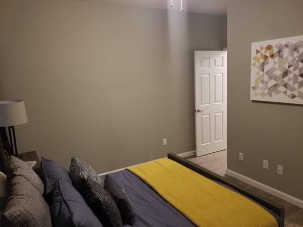 $1,195 / 2br - 850ft2 - Wood Burning Firplace, On-Site Management, Microwave (7920 Skillman St, Dallas, TX)63846410388227122