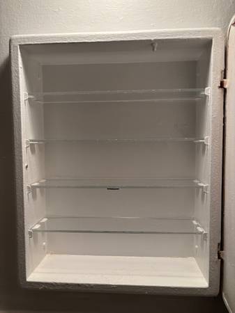 $1,600 1st Floor Studio - Month to Month (St. George)63945494328323124