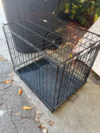 Pet dog crate perfect condition 1