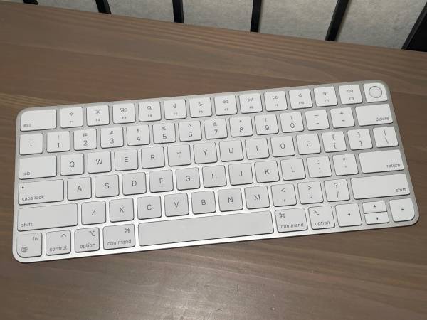 Apple Magic Keyboard with Touch ID for Mac Models with Apple Silicon 1