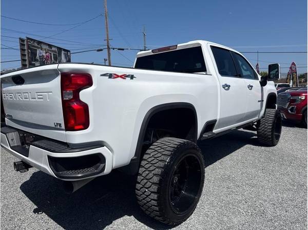 2024 Chevrolet Silverado 2500 HD Crew Cab 4x4 4WD Chevy LTZ Camioneta 4D - $67,999 (Enriquez Auto Group)63470231255427124