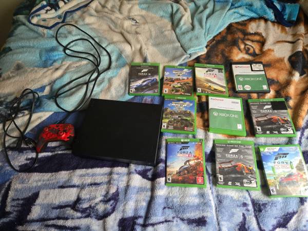 Xbox one x for sale with forza games 1