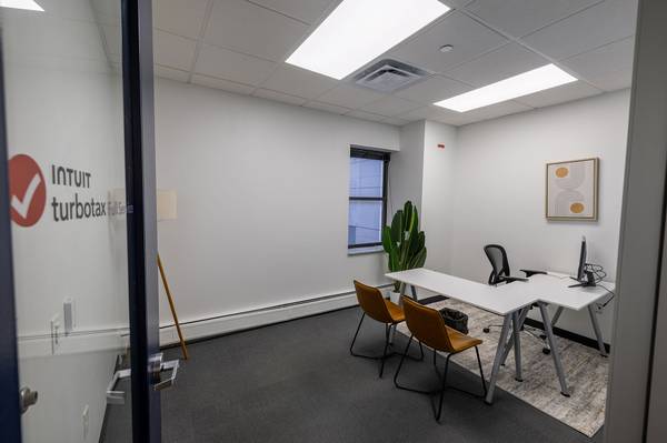 $149 COWORKING SPACE - Available NOW in Pittsburgh! (Pittsburgh, PA)64013532867969123