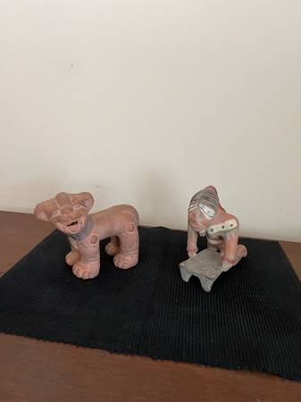 2-terra-cotta figurine 1