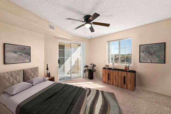 $1.075 / 1 dormitorio - 650 pies² - ¡100 dólares de descuento mensual! Elegante apartamento de 1 dormitorio y 1 baño con armarios grandes63441709885953124