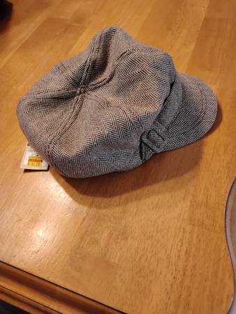 Brand new winter hat 1