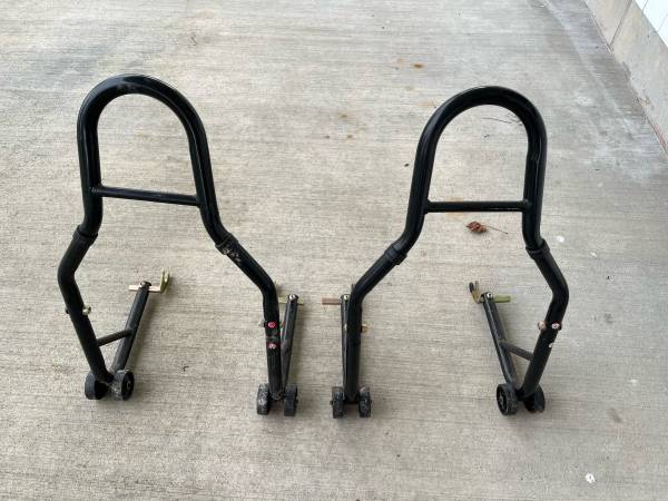 Venom Motorcycle Stands 1