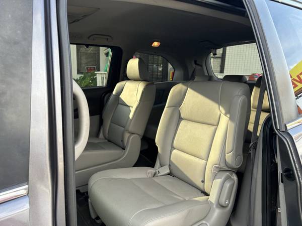 $1,800 DOWN PAYMENT *2015 *Honda* *Odyssey *EX L 4dr Mi - $1,800 (3044 E PEACHTREE ST LITHIA SPRINGS 30122)63620368813699122