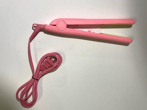 Corte Matte Pink Hair Straightener/Flat Iron 1