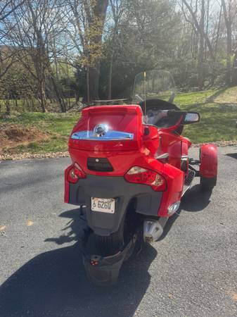 Can Am Spyder RT 1