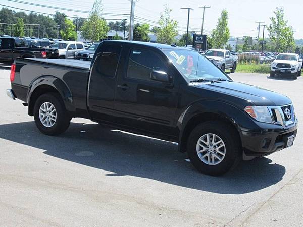 2017 Nissan Frontier SV V6 4x4 4 puertas Cabina King 6.1 pies SB 5A - $13995.0063469622594433123