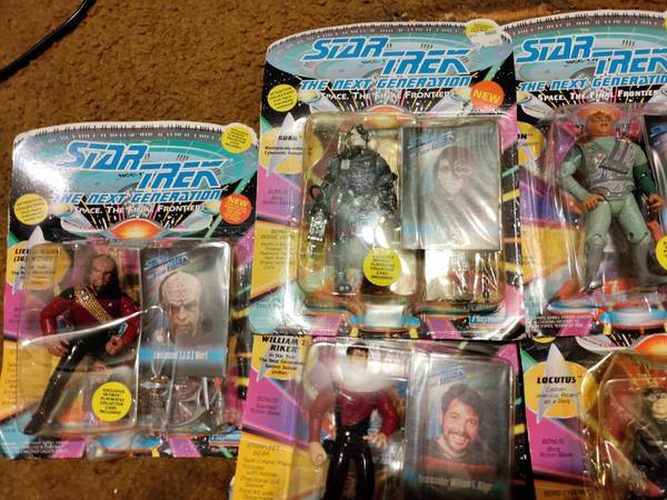 Star Trek Next Gen. Figuras de acción (precio reducido) - $85 (área de West Seattle/White Center)63439389630211122