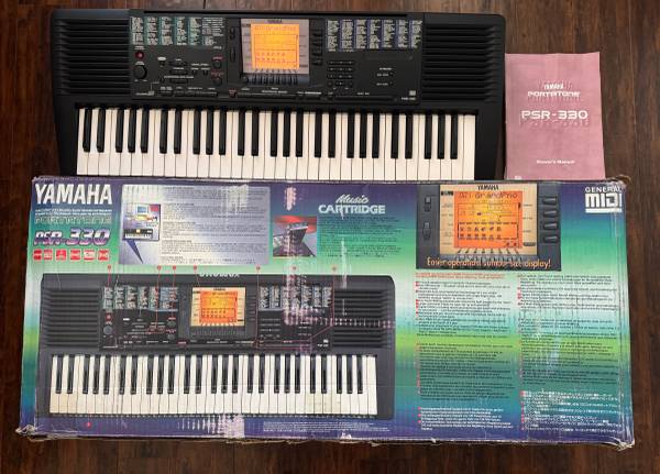 Yamaha PSR-330 Piano Keyboard Synthesizer - musical
