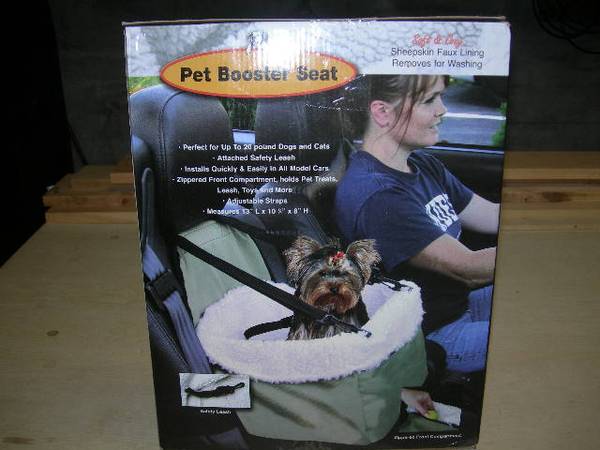 Lot of Pet Stuff, Dog House, Pet Car Seat, Cat House with Toys, and Pe (North Smithfield)63670070199297122