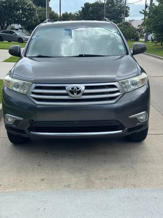 2011 TOYOTA HIGHLANDER - $10,900 (METAIRIE)63438974589185122