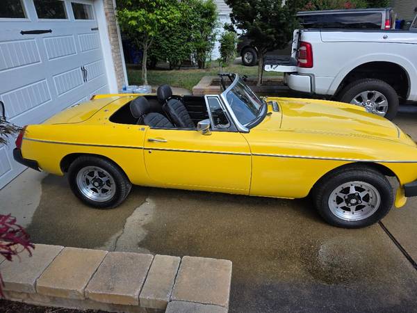 1975 MGB V8 - $8,000 (Suffolk)63621666684417121