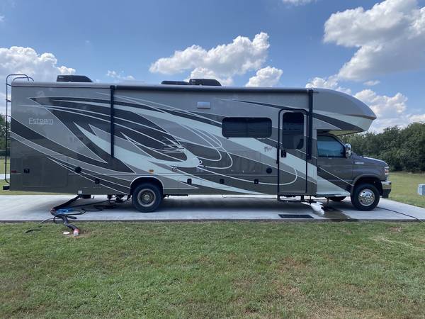 Entegra Esteem 29V 1