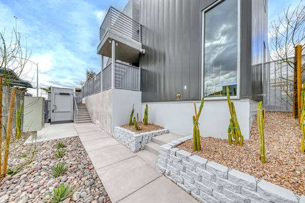 $1,000 📦 Ready to Move? New Studio Apartments Available Now!63859501137155120
