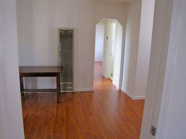 $1,150 / 2br - Albany , Unique, Over Garage, 2 Bedroom Apt. No Neighbors!! (albany / el cerrito)63879904606211120