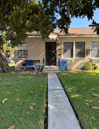 1 Bedroom 1 bath Duplex 1