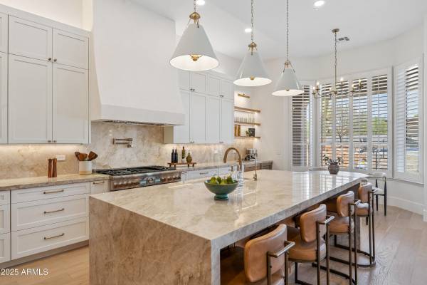 $3,325,000 / 5br - 4436ft2 - 5 Bed Residential in Scottsdale (Scottsdale, AZ, $3,325,000) (Scottsdale, AZ)64024826418050120