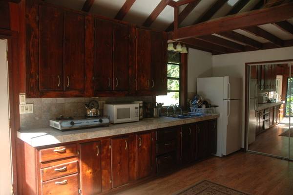 $2,200 / 1br - 750ft2 - Oct - Jan lease ... epic furnished small house- beautiful ocean view63939660135298123
