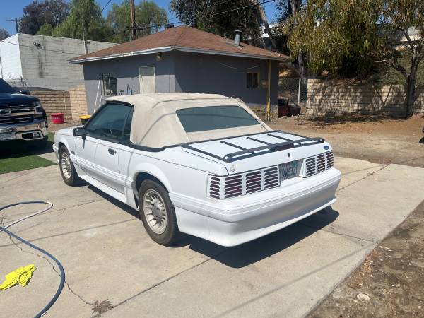1989 Ford Mustang 52 mil millas!! $7900!! - $7.900 (Pacoima)63470047405059124
