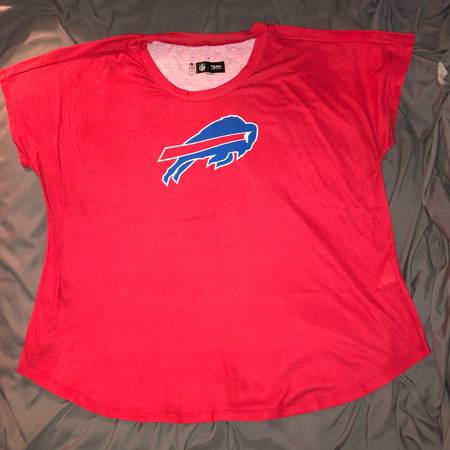 Buffalo Bills Shirt Womens 2XL XXL Red Short Sleeve Crew Neck 1