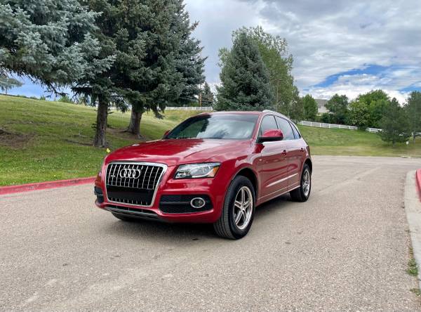 2010 Audi Q5 3.2 Quattro Prestige S-Line AWD - $8,999 (Aurora)63612387149441120
