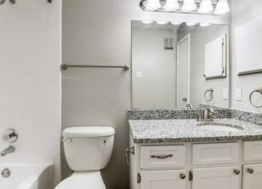 $1,465 / 2br - 972ft2 - Gazebo sundeck, Refrigerator, 2/bd (1400 Esters Rd, Irving, TX)63846411551235124