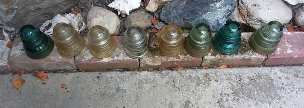 7 Vintage Hemingway Glass Insulators 1