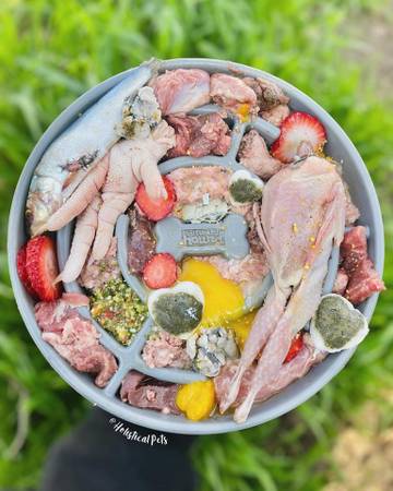 Organic Rabbit Meat for animals 1