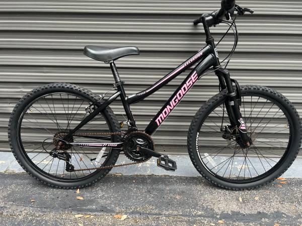 Cool MONGOOSE EXCURSION Girl's Mountain Bike 1