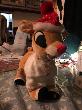 Light up, singing Rudolph 1