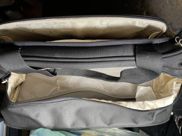 Samsonite Carry-On Equipaje Bolsa de una noche - $25 (Baldwin)63471464636675122