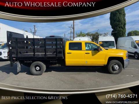 2015 Chevy Silverado 3500HD LT LB DRW Flatbed Truck Power Lift Gate 1