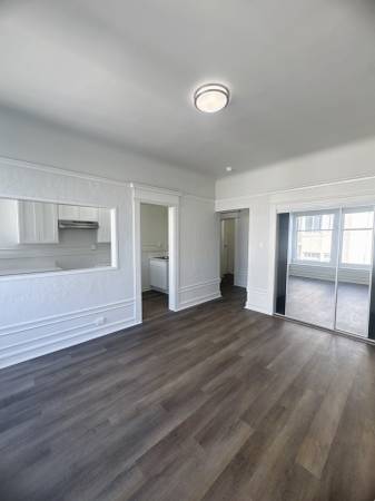 $1,995 Beautifully Renovated Studio near Union Square! 1 MONTH FREE! (downtown / civic / van ness)64030484304769121